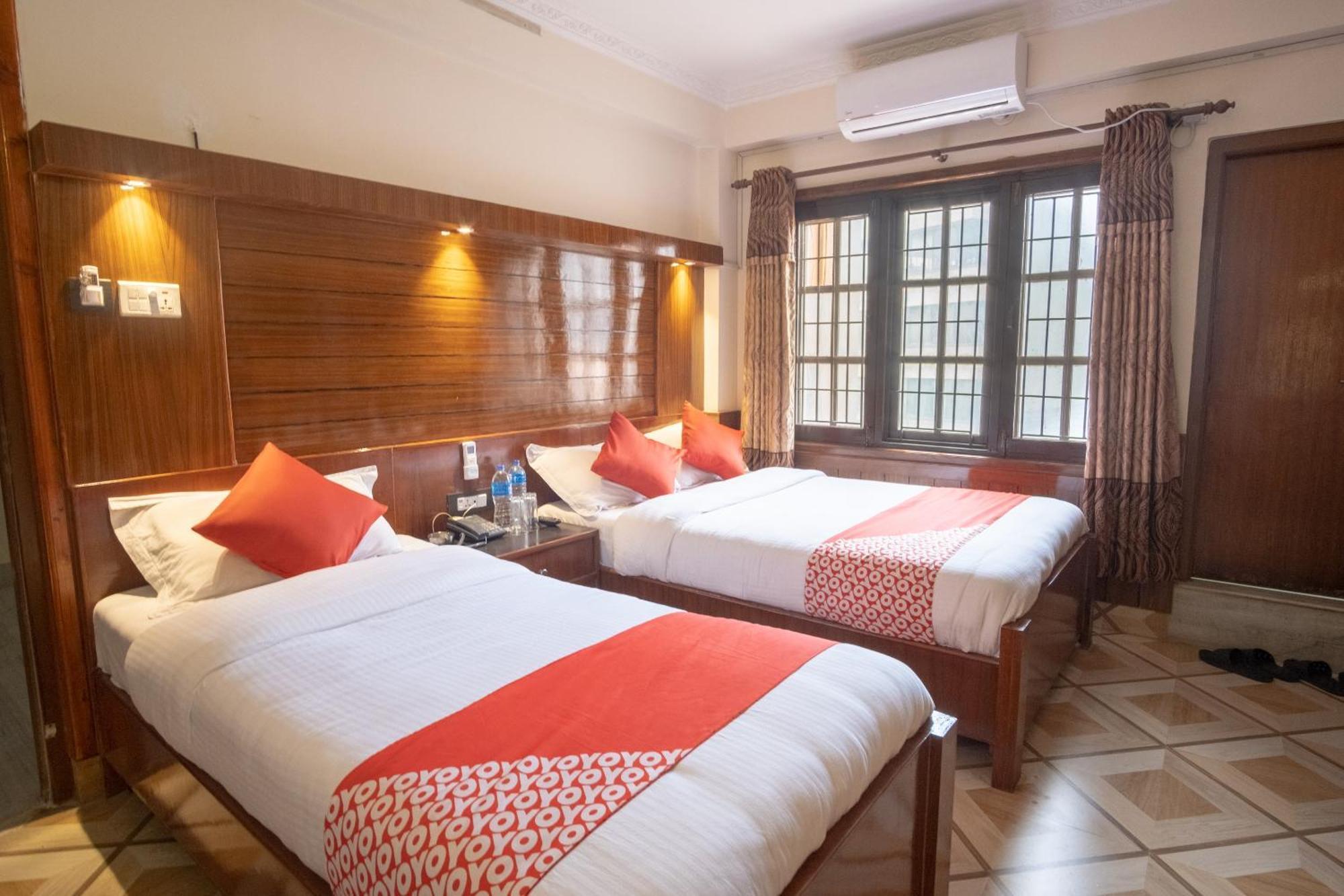 Oyo 304 Hotel Manama Balaju Luaran gambar